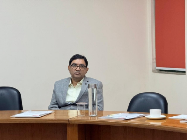 जयपुरिया इंस्टीट्यूट ऑफ मैनेजमेंट नोएडा के निदेशक डॉ. सुभाज्योति रे