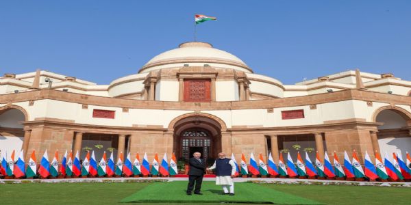 भारत-रूस द्विपक्षीय संबंधों को नई ऊंचाइयों तक ले जाने के लिए संकल्पबद्ध : मोदी