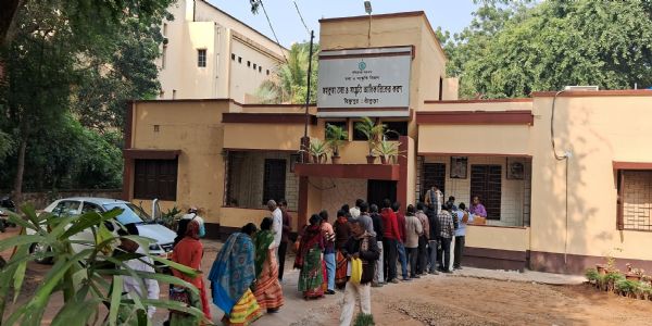 दलगत राजनीति हावी : लोक कलाकारों को सरकारी कार्यक्रमों में जगह पाने के लिए सामूहिक आवेदन बनी बाध्यता