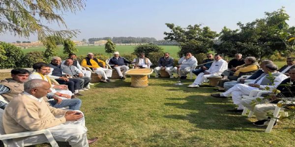 पानीपत: पूर्व सांसद बृजेंद् सिंह की सद्भाव यात्रा को लेकर इसराना में बनाई रणनीति
