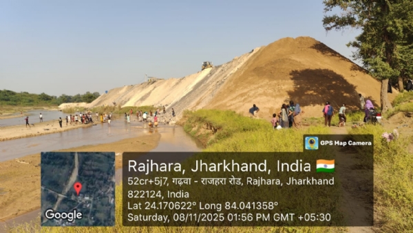 सदाबह नदी के भीतर खनन कार्य