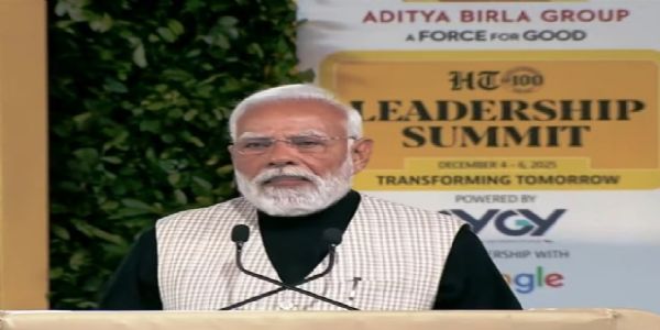 प्रधानमंत्री नरेन्द्र मोदी शनिवार को एचटी समिट में संबोधित करते हुए