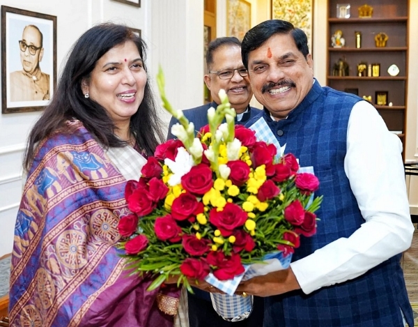 मुख्यमंत्री से मिलीं भाजपा की राष्ट्रीय उपाध्यक्ष सरोज पाण्डेय