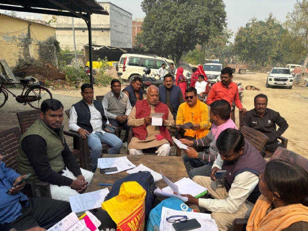 लोकतंत्र की मजबूती के लिए आवश्यक है शत-प्रतिशत मतदाता पंजीकरण : लल्लू सिंह लोकतंत्र की मजबूती के लिए आवश्यक है शत-प्रतिशत मतदाता पंजीकरण : लल्लू सिंह