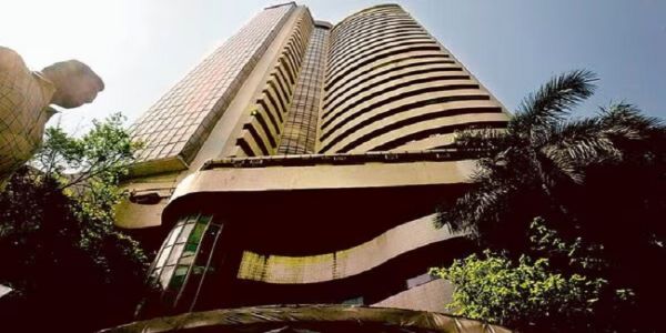 शेयर बाजार के लोगो का प्रतीकात्‍मक चित्र