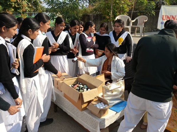 सर्वाइकल कैंसर पर जागरूकता लेक्चर, लगाया मेडिकल कैंप सर्वाइकल कैंसर पर जागरूकता लेक्चर, लगाया मेडिकल कैंप