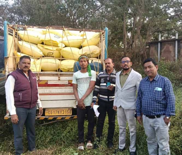 ओड़ीसा से छत्तीसगढ़ ला रहे 30 क्विंटल अवैध धान व वाहन जब्त
