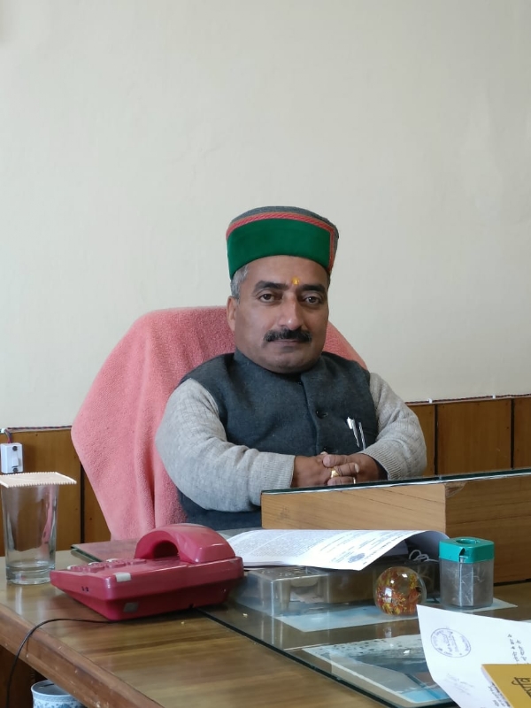 बिहारी लाल शर्मा । बिहारी लाल शर्मा ।