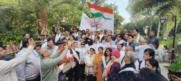 वॉक के बाद के लिए गया ग्रुप फोटो वॉक के बाद के लिए गया ग्रुप फोटो