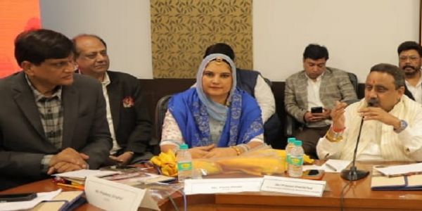 कैट के कार्यक्रम का जारी फोटो कैट के कार्यक्रम का जारी फोटो