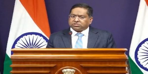 पाकिस्तान और लोकतंत्र साथ-साथ नहीं चलते- भारत