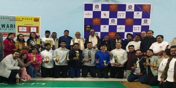 रांची में मारवाड़ी बैडमिंटन चैंपियनशिप संपन्न,विजेताओं को किया गया सम्मानित