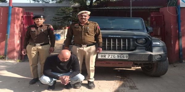 गुरुग्राम: लापरवाही से थार चालक ने एक कार में मारी टक्कर, गिरफ्तार