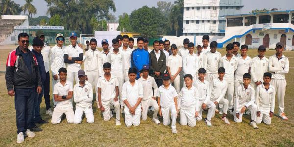 जिला क्रिकेट लीग अंडर 16 के लीग मैच में इंडस स्पोर्टिंग क्लब ने 5 विकेट से जयश क्रिकेट एकेडमी को हराया