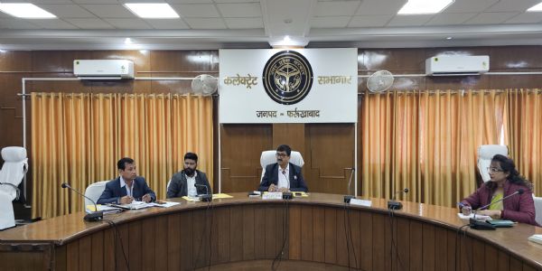 जैव चिकित्सा अपशिष्ट प्रबंधन में कमी मिली तो नपेंगे अधिकारी : जिलाधिकारी