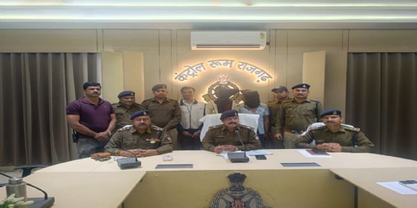 राजगढ़ः लूट के मामले में गिरोह के तीन सदस्य गिरफ्तार, सोने की मुरकी बरामद