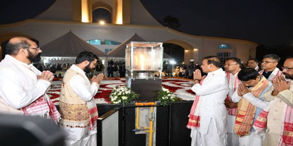 गुवाहाटी में शहीद स्मारक का मुख्यमंत्री ने किया उद्घाटन