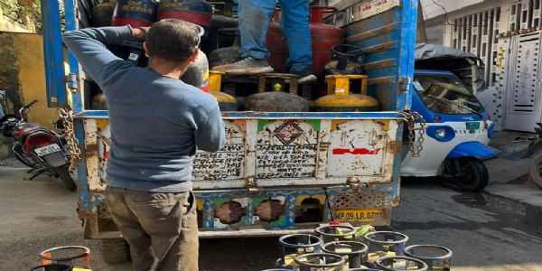 गोवा में हुई अग्नि दुर्घटना को देखते हुए इंदौर में विशेष सतर्कता, चार स्थानों पर की गई बड़ी कार्रवाई
