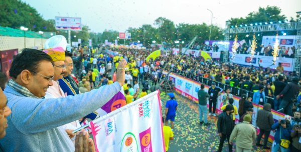 स्वास्थ्य के  महाकुम्भ एयू जयपुर मैराथन में 1 लाख लोगों ने लगाई डुबकी