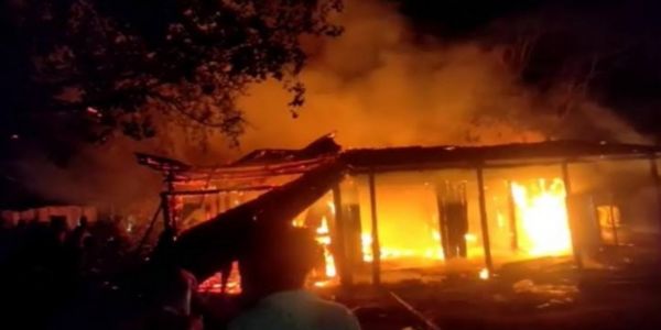 शोणितपुर के नाहरनी चाय बागान में लगी भयावह आग