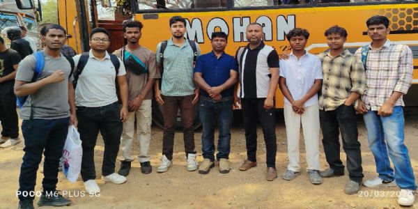 स्टेट यूथ बॉक्सिंग चैंपियनशिप में भाग लेने के लिए खंूटी छह बॉक्सर रवाना