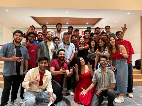 डिजिटल जगत के प्रमुख लोगों के साथ रिकी पोंटिंग डिजिटल जगत के प्रमुख लोगों के साथ रिकी पोंटिंग