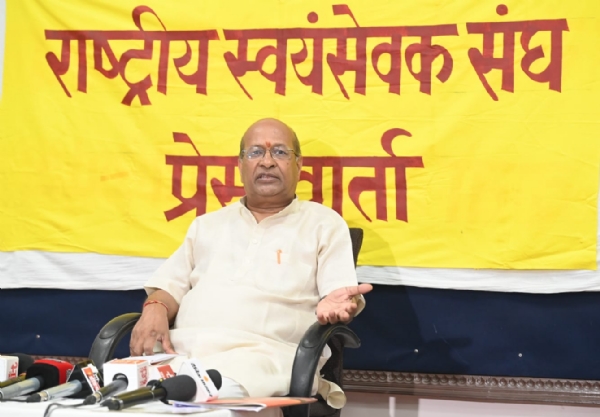 डॉ रमेश अग्रवाल