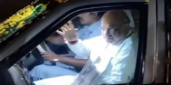 केंद्रीय मंत्री अमित शाह दो दिवसीय दौरे पर चेन्नई पहुंचे हैं।