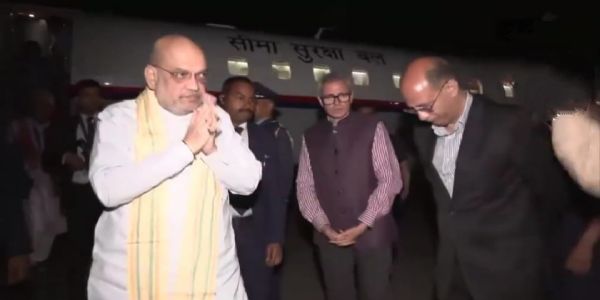 अमित शाह श्रीनगर पहुंचे