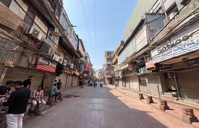 देश की राजधानी नई दिल्‍ली का बंद का फोटो