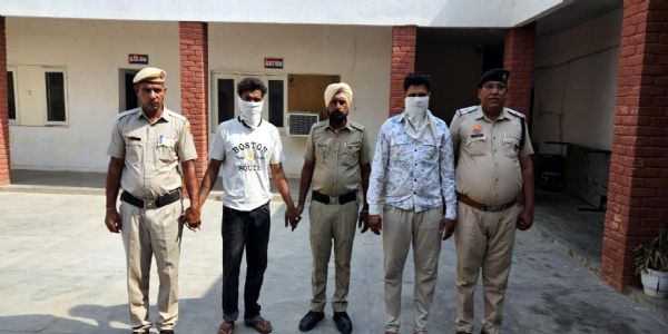 टोहाना पुलिस ने लाखाें की हेराेइन समेत पकड़े दाे तस्कर
