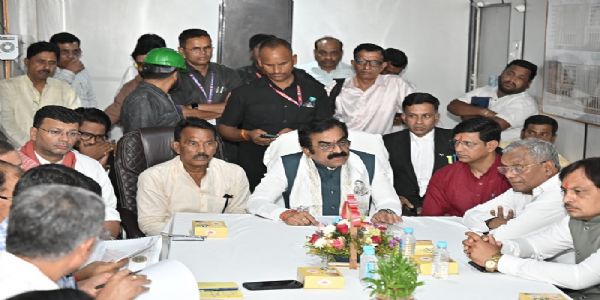 पीडब्ल्यूडी मंत्री राकेश सिंह ने किया इंदौर जिला न्यायालय भवन निर्माण कार्य का निरीक्षण