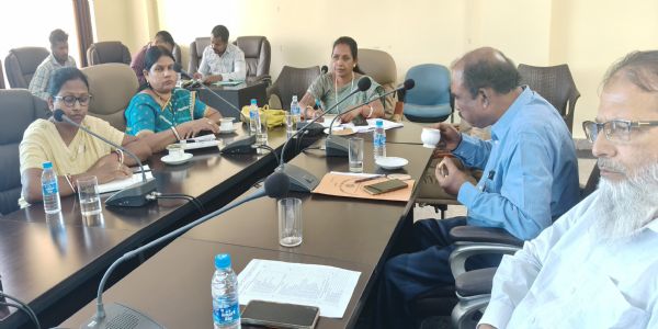 जिला परिषद की स्थायी समिति की बैठक में कल्याणकारी योजनाओं पर हुई चर्चा