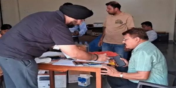 बिजली कंपनी के इजीनियर के ठिकानों पर ईओडब्ल्यू का छापा, 5.5 करोड़ की संपत्ति का खुलासा
