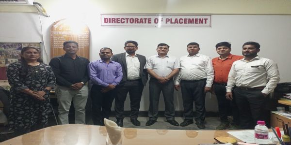 सीएसए के तीन छात्रों का अडानी विल्मर ग्रुप में हुआ चयन, सात लाख के पैकेज से हुई शुरूआत