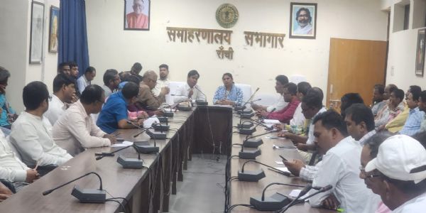 खाद्यान्न का भंडारण एक साथ किए जाने को लेकर बैठक