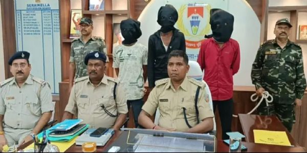 रंगदारी के लिए फायरिंग करने वाले तीन आरोपित गिरफ्तार