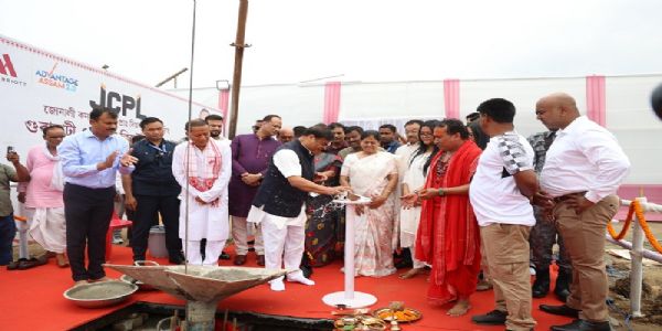 गुवाहाटी एयरपोर्ट रोड पर दो होटल परियोजनाओं के भूमिपूजन में मुख्यमंत्री हुए शामिल
