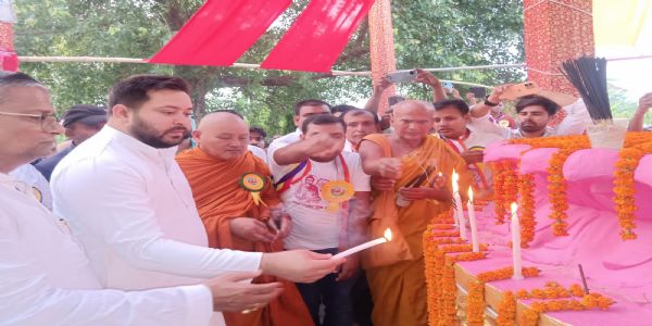 बुद्ध ने दिया था अमन चैन व शांति का संदेश:तेजस्वी