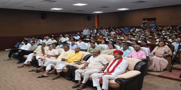 राष्ट्र के रूप में एकजुट होना आज के समय की आवश्यकता -राज्यपाल हरिभाऊ बागड़े