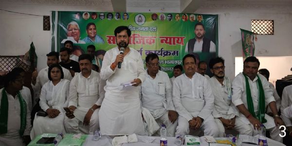 निजीकरण के दौर से गुजर रहा है देश : जयप्रकाश