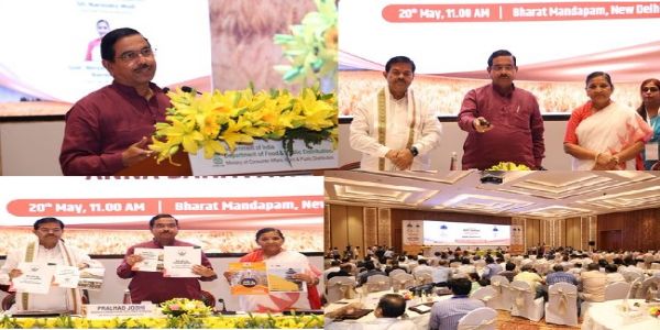 डिपो दर्पण, अन्न मित्र और अन्न सहायता ऐप लॉन्‍च करते प्रहलाद जोशी