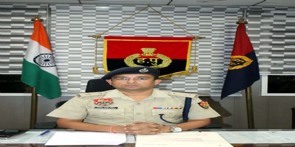 पुलिस अधीक्षक शशांक कुमार सावन।