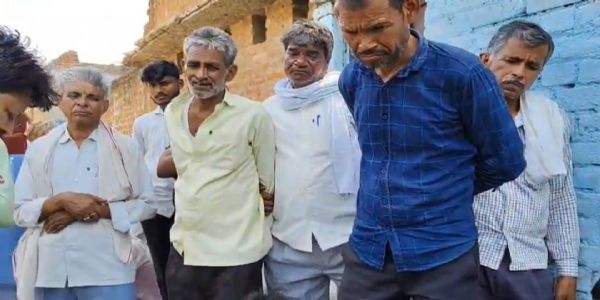 कोल्ड ड्रिंक को लेकर हुए विवाद में विवाहित जाेड़े ने फांसी लगाकर दी जान