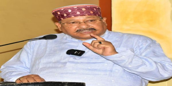 शव काे ई-रिक्शा पर ले जाने से नाराज हुए महाराज
