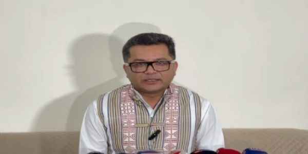 संवाददाता सम्मेलन को संबोधित करते हुए केंद्रीय विदेश राज्य मंत्री पवित्र मार्गेरीटा।।