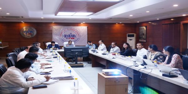 जीडीए सभागार में आयोजित बैठक