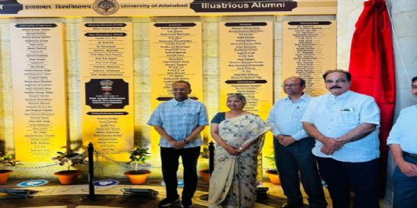 इविवि कुलपति ने ‘रोल ऑफ ऑनर बोर्ड’ का किया अनावरण