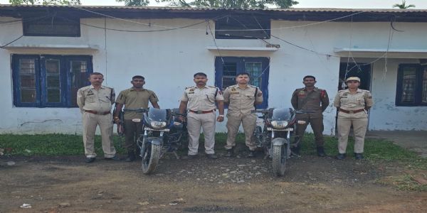 चोरी गई दो मोटरसाइकिलें 24 घंटे के भीतर बरामद, दो संदिग्ध गिरफ्तार