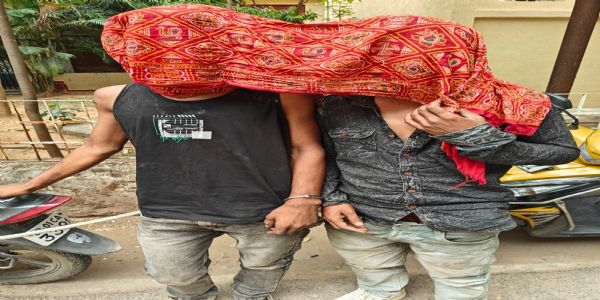 ट्रक लूटकांड का खुलासा, दो आरोपित गिरफ्तार